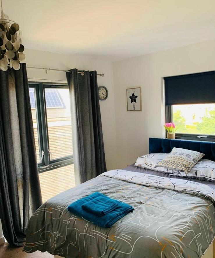 Haven, Large Double In East London, Barking, Free Parking *